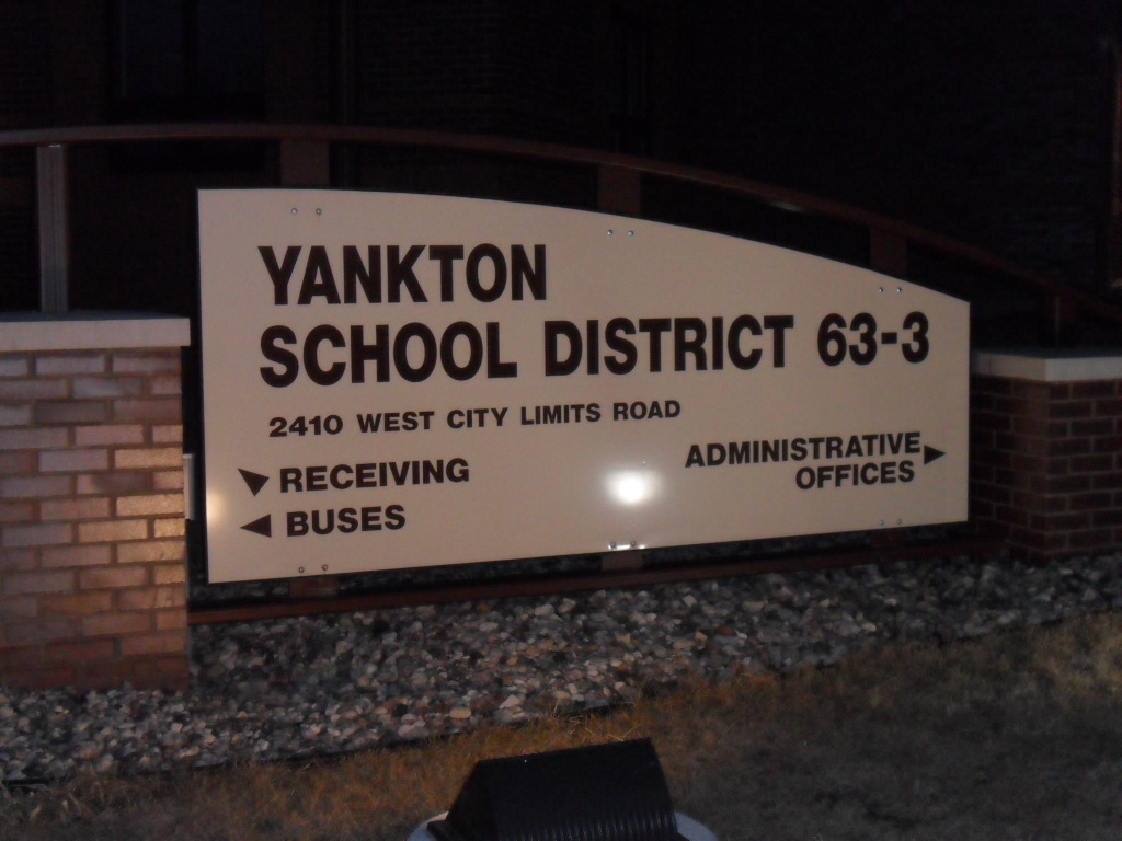 Yankton School Board Allows Smart Phones