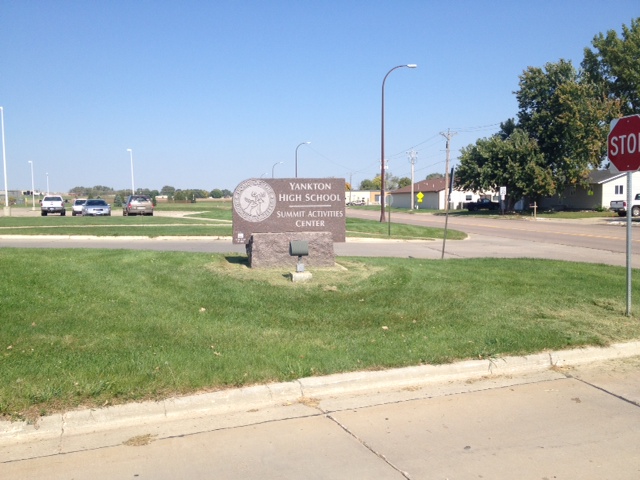 Yankton Teacher Resigns