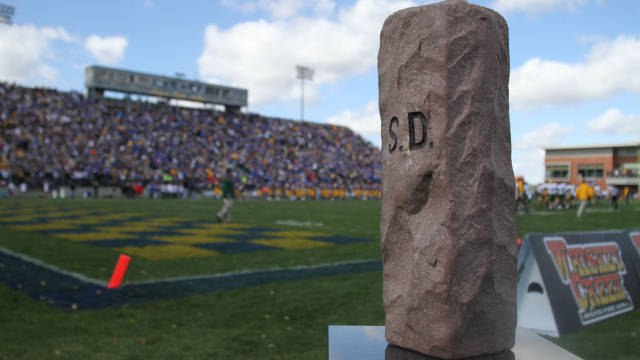 Jacks Play For Dakota Marker