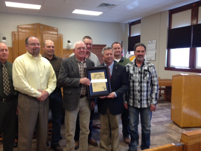 Governor Touts Knox County As Livestock Friendly