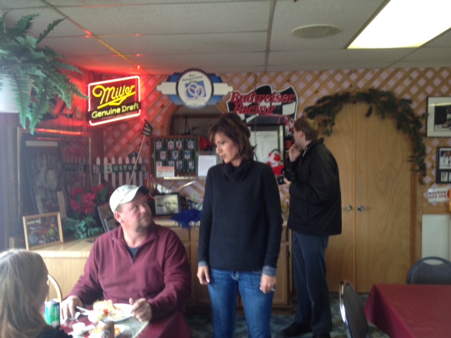Noem Stops in Yankton for Final Push