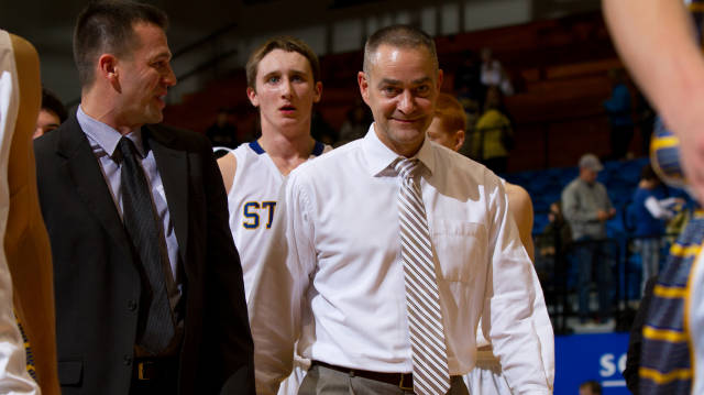 Jacks Survive Western Illinois Jacks Survive Western Illinois