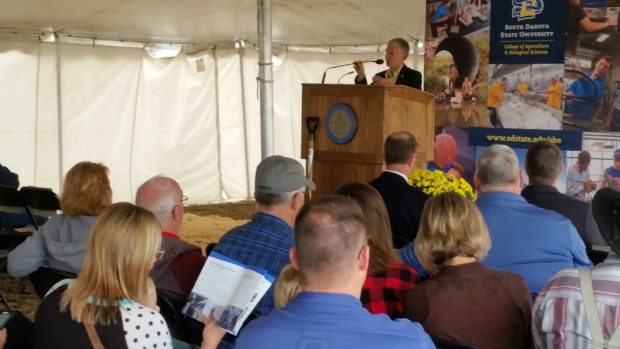 SDSU Dedicates New Swine Unit