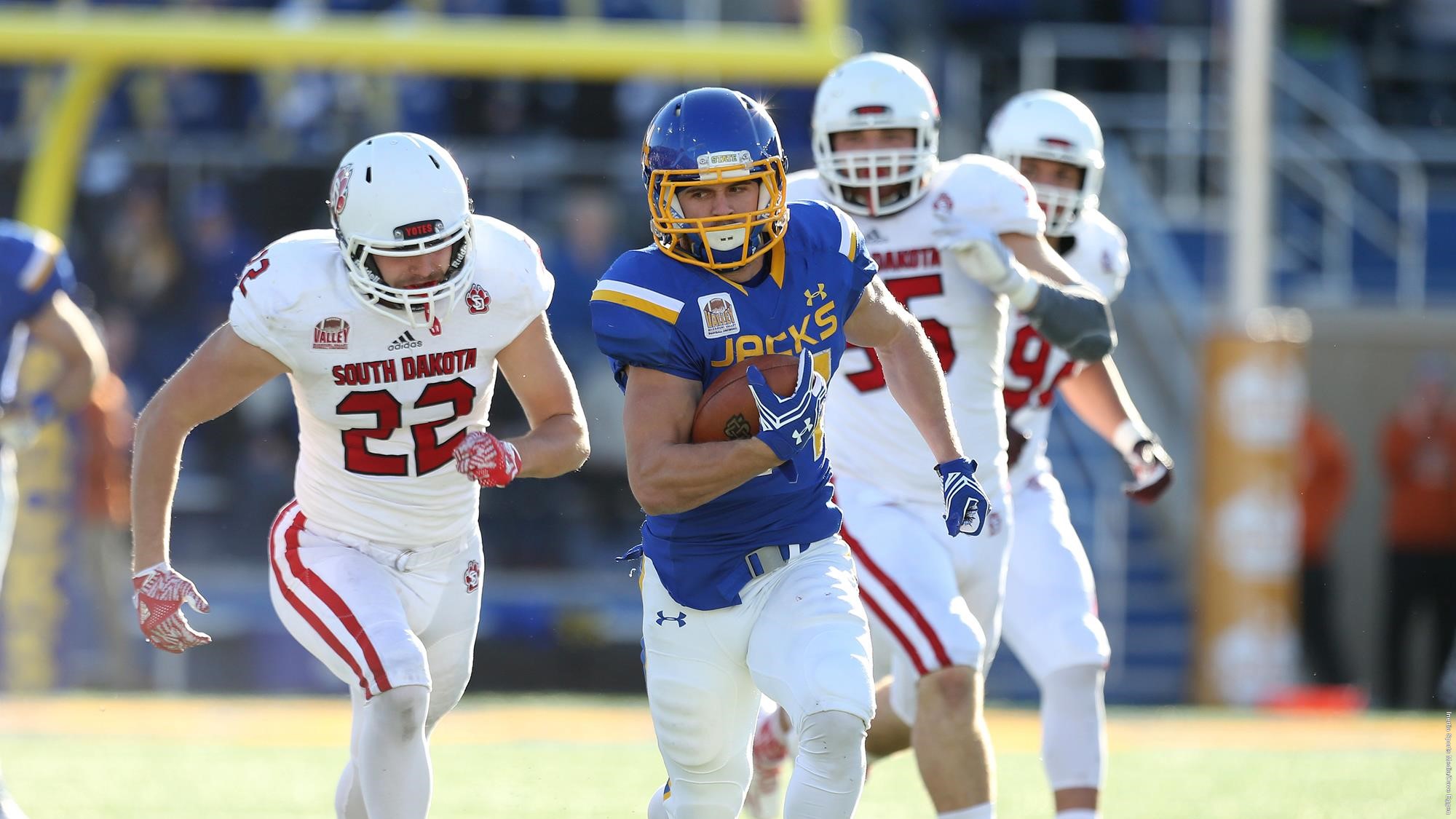 Mengarelli Gains Weekly Honor Mengarelli Gains Weekly Honor