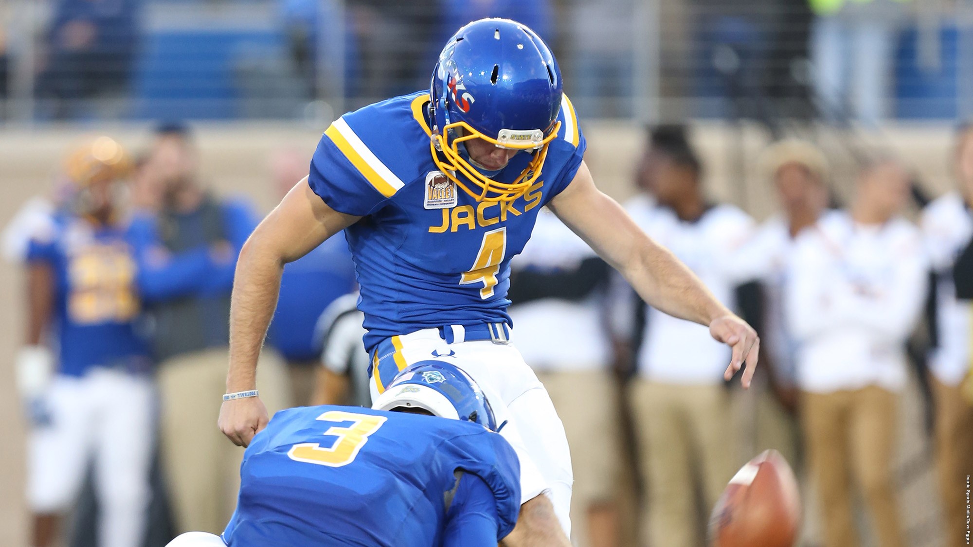 Vinatieri Earns MVFC Award Vinatieri Earns MVFC Award