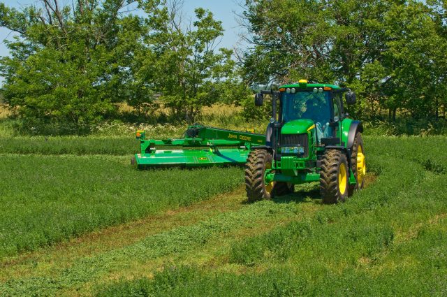 Top End Alfalfa Production Takes Technology and Management