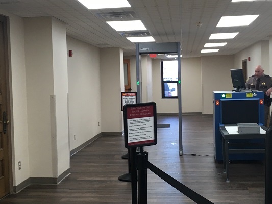 State Capitol Building Opens Security Checkpoint