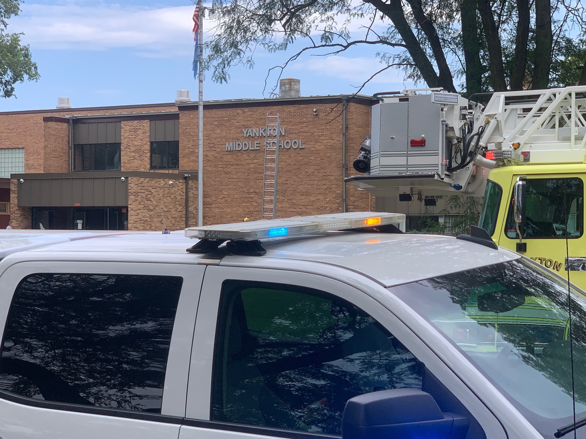 Clean Up Continues at Yankton Middle School