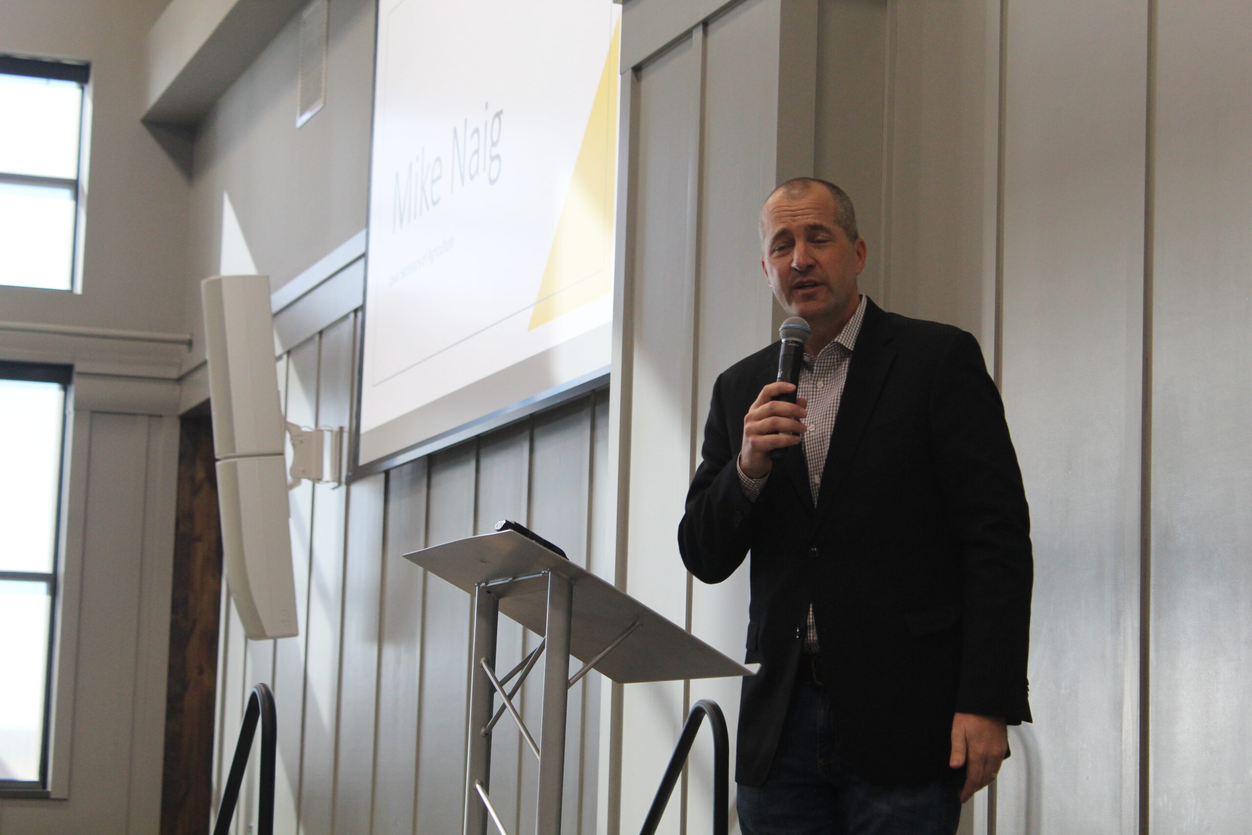 Naig Speaks at Dordt University’s Dedication Ceremony Naig Speaks at Dordt University’s Dedication Ceremony