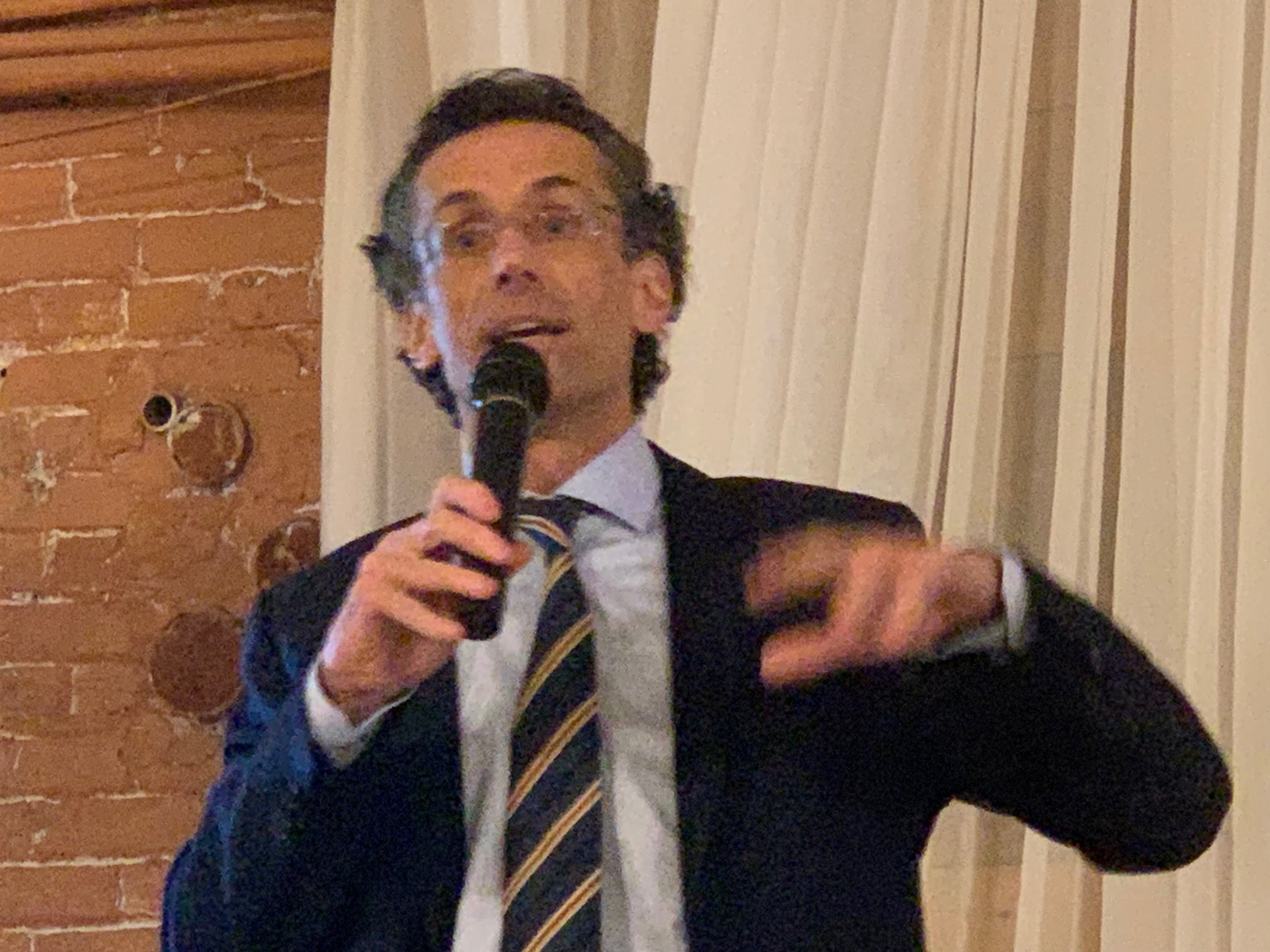 Avoiding a Crisis over the Debt Ceiling