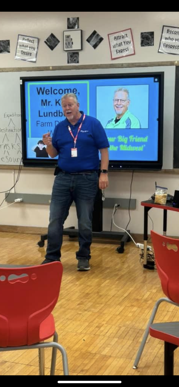 WNAX spends time in the Classroom