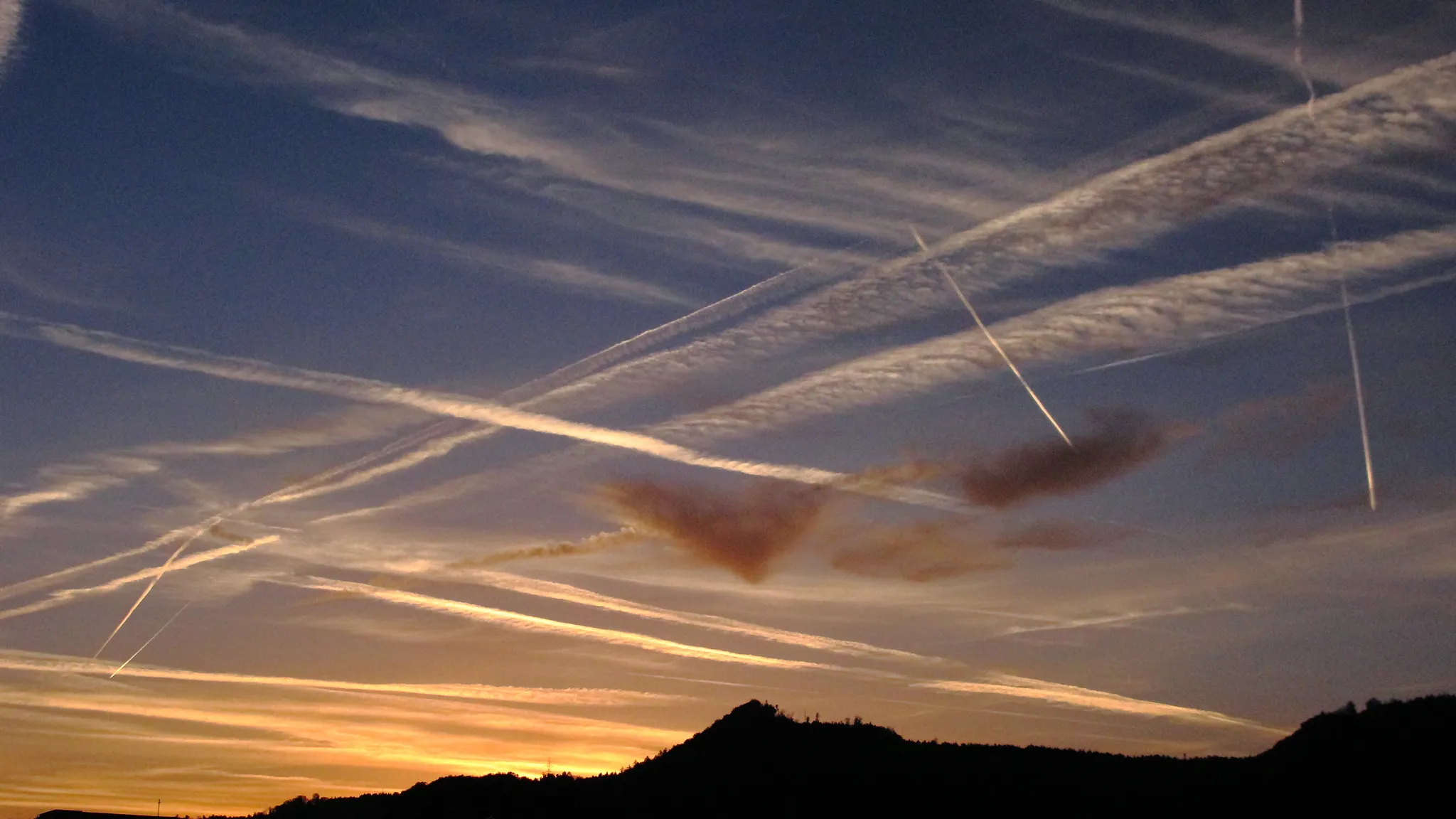 WYOMING LAWMAKERS ADVANCE ‘GEOENGINEERING’ BAN FOLLOWING CONCERNS OF HARMFUL ‘CHEMTRAILS’ WYOMING LAWMAKERS ADVANCE ‘GEOENGINEERING’ BAN FOLLOWING CONCERNS OF HARMFUL ‘CHEMTRAILS’