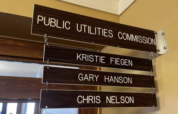 BILL RESTRICTS FOREIGN OWNERSHIP OF ELECTRIC FACILITIES IN SOUTH DAKOTA